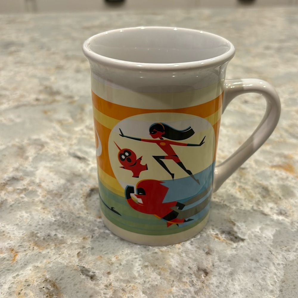 Disney/Pixar The Incredibles Ceramic Mug by Frankford Candy 2018